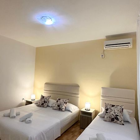 Apartmens Xhenis Lux Ulcinj Buitenkant foto