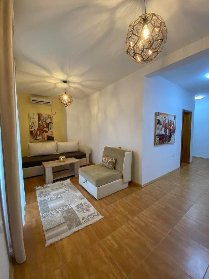 Apartmens Xhenis Lux Ulcinj Buitenkant foto