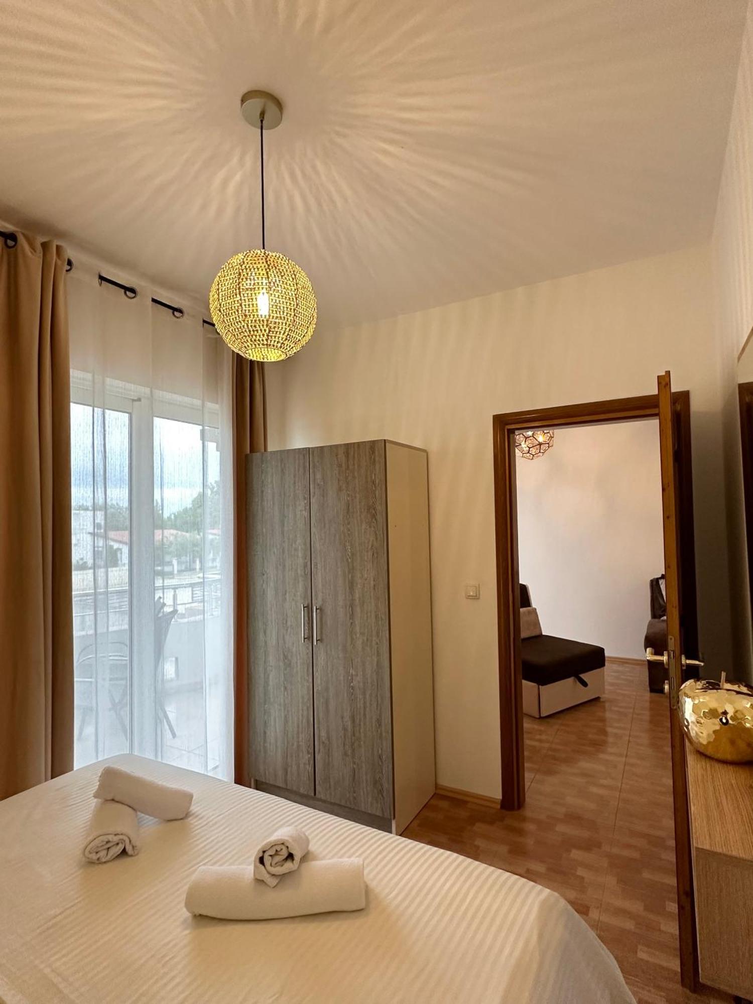 Apartmens Xhenis Lux Ulcinj Buitenkant foto