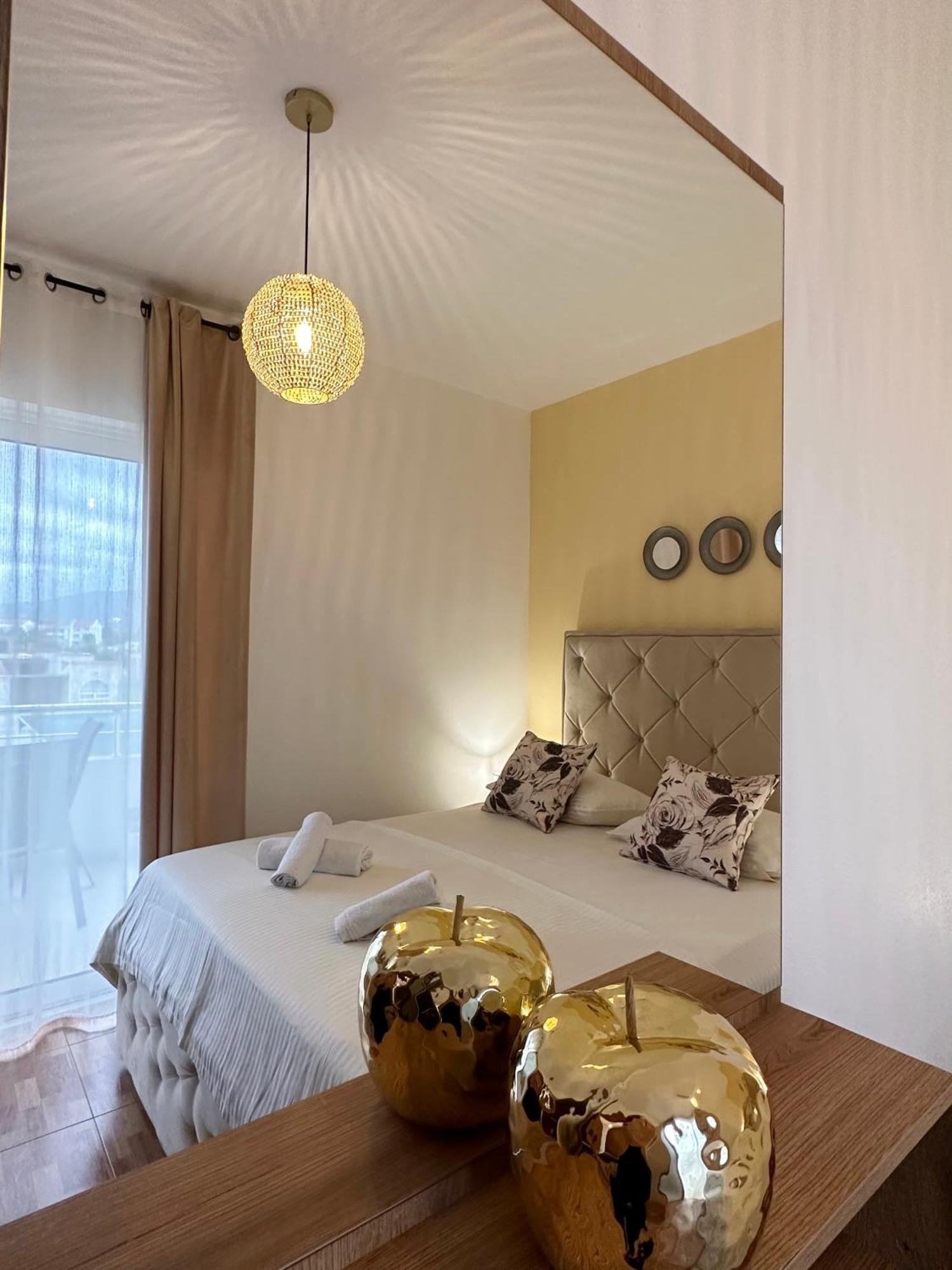 Apartmens Xhenis Lux Ulcinj Buitenkant foto