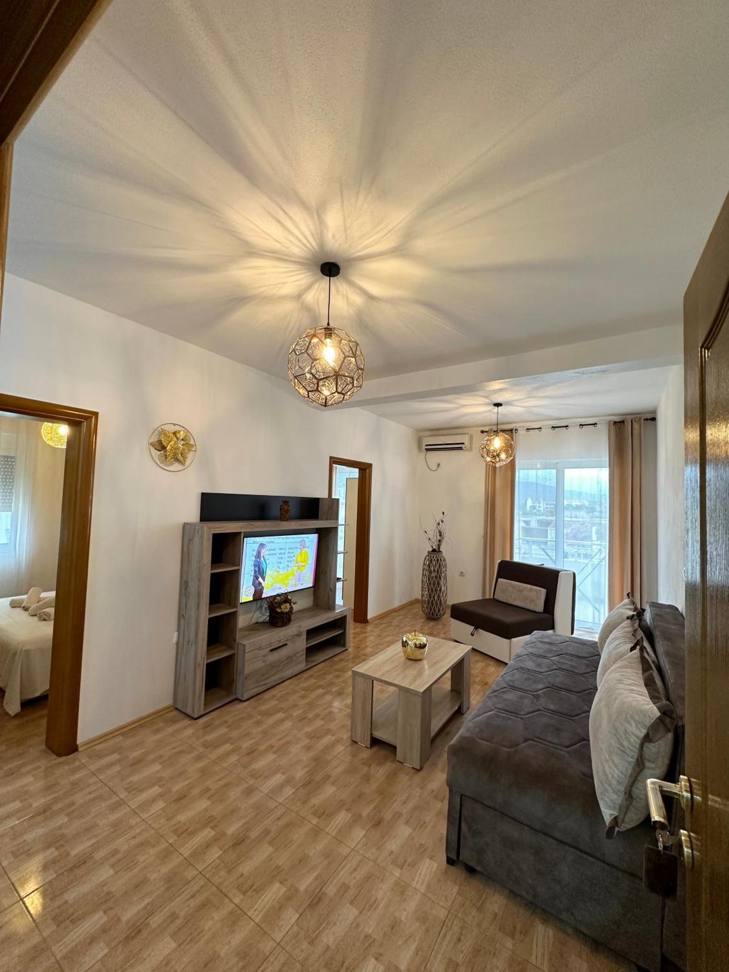 Apartmens Xhenis Lux Ulcinj Buitenkant foto