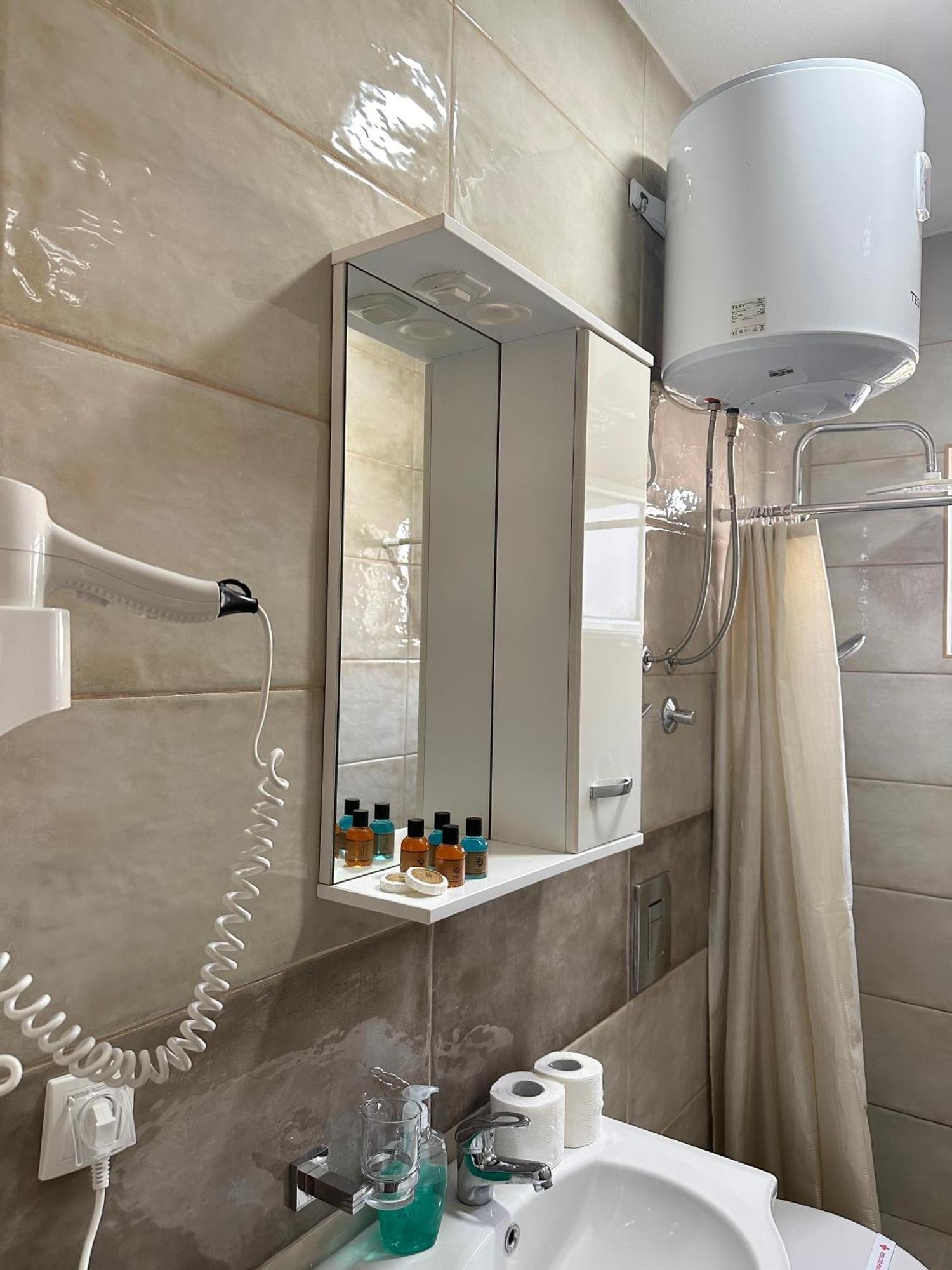 Apartmens Xhenis Lux Ulcinj Buitenkant foto