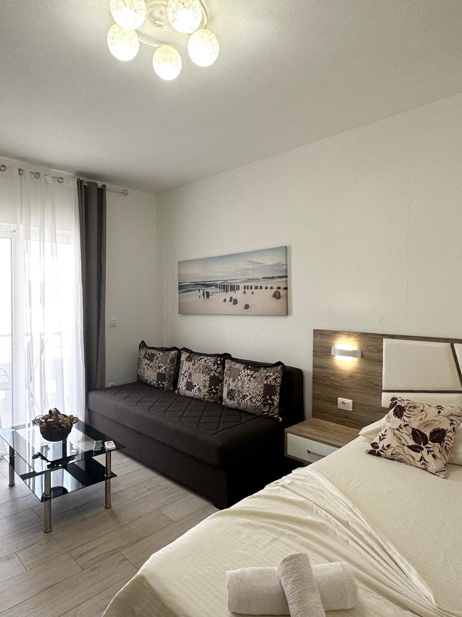 Apartmens Xhenis Lux Ulcinj Buitenkant foto