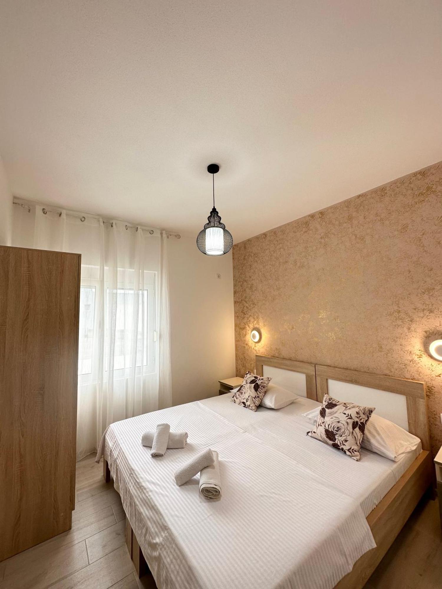 Apartmens Xhenis Lux Ulcinj Buitenkant foto
